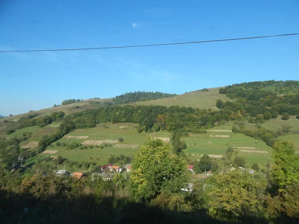 Dağ Panorama Manzara Binalar — Stok fotoğraf