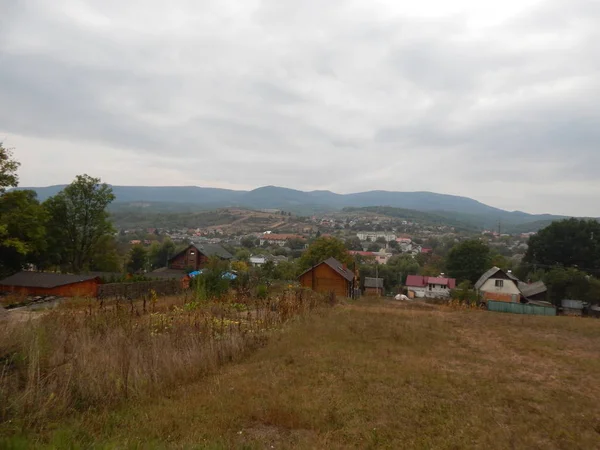 Panorama Gór Krajobraz Budynków — Zdjęcie stockowe