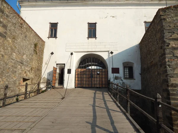 Castillo Del Siglo Montaña Volcánica Arquitectura Elementos — Foto de Stock