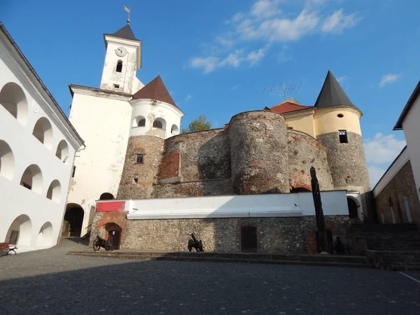 Die Burg Aus Dem Elften Jahrhundert Auf Dem Vulkanberg Architektur — Stockfoto