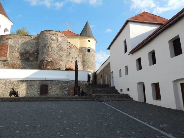 Castelo Século Montanha Vulcânica Arquitetura Elementos — Fotografia de Stock