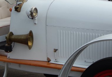 Retro otomobil parçaları ve öğeleri antika