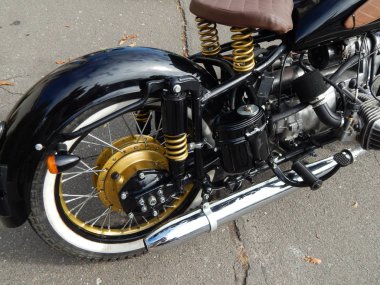 Retro motosiklet ve Bisiklet antika parçalar ve öğeleri