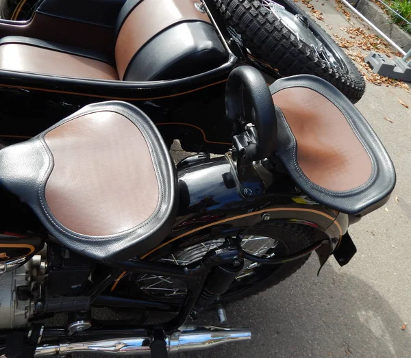 Retro motosiklet ve Bisiklet antika parçalar ve öğeleri