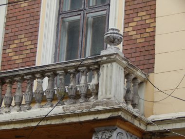 Şehir, taş ayrıntıları ve dekorasyon klasik mimari