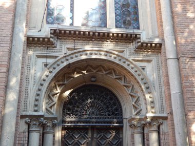 Şehir, taş ayrıntıları ve dekorasyon klasik mimari