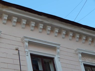 Şehir, taş ayrıntıları ve dekorasyon klasik mimari