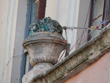 Şehir, taş ayrıntıları ve dekorasyon klasik mimari