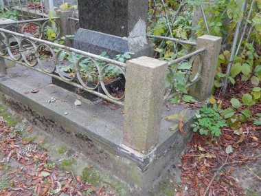 Mezarlık mimari, anıtlar, mezar taşları ve mezar