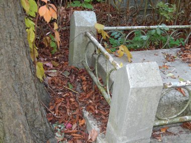 Mezarlık mimari, anıtlar, mezar taşları ve mezar