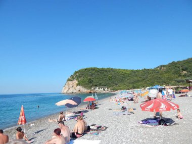Petrovac, Karadağ - 7 Eylül 2014. Sokaktaki insanlara.