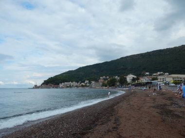Petrovac, Karadağ - 7 Eylül 2014. Sokaktaki insanlara.