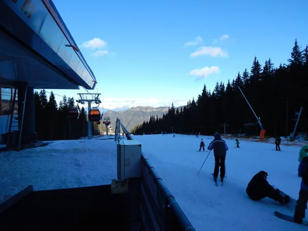 Jasna Slovacchia Gennaio 2014 Comprensorio Sciistico Persone — Foto Stock