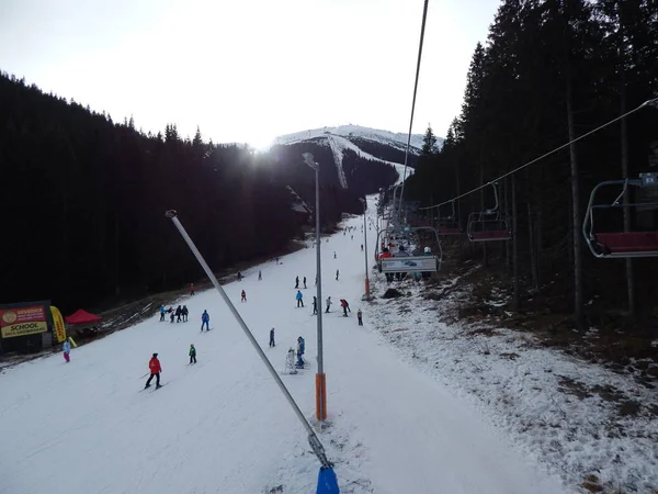 Jasna Slovakien Januari 2014 Ski Resort Och Personer — Stockfoto