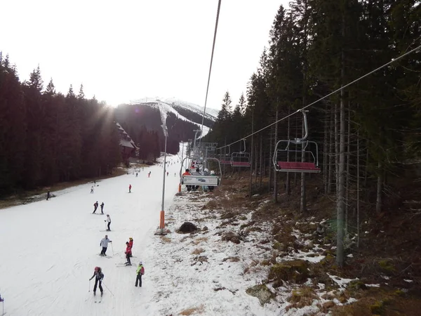 Jasna Eslovaquia Enero 2014 Estación Esquí Personas — Foto de Stock