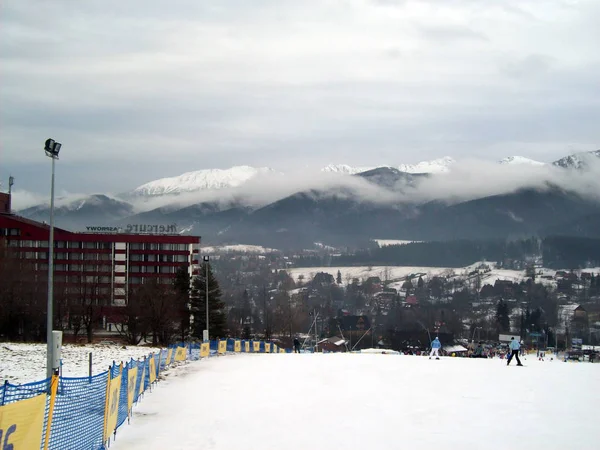 Zakopane Polónia Janeiro 2012 Estância Esqui Pessoas — Fotografia de Stock