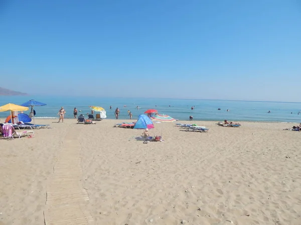 Kavros Crete Grecia Agosto 2014 Gente Sulle Spiagge — Foto Stock