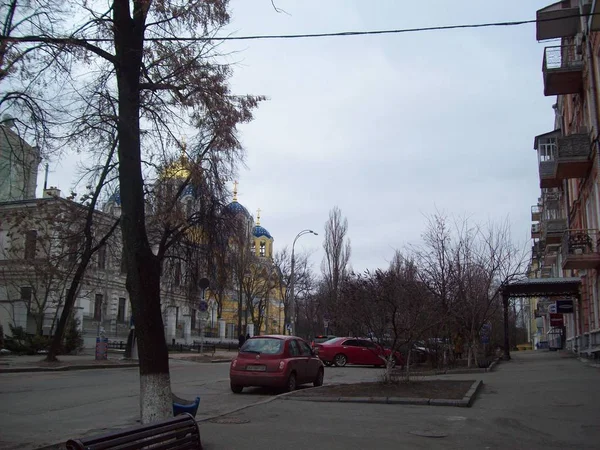 Kiev Ucraina Febbraio 2007 Persone Auto Strada — Foto Stock