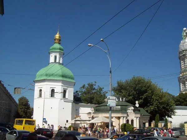 Kiev Oekraïne Augustus 2011 Mensen Auto Straat — Stockfoto