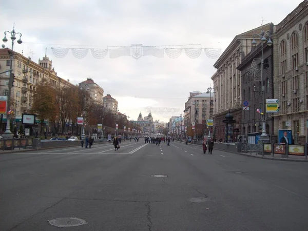 Kiev Oekraïne September 2012 Mensen Auto Straat — Stockfoto