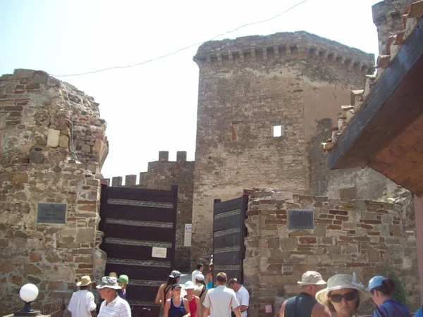 Sudak Crimea Juillet 2010 Les Gens Dans Rue — Photo