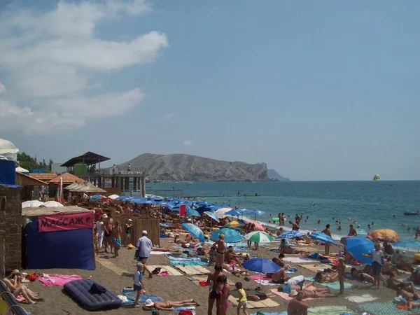 Sudak Crimea Juli 2010 Mensen Straat — Stockfoto