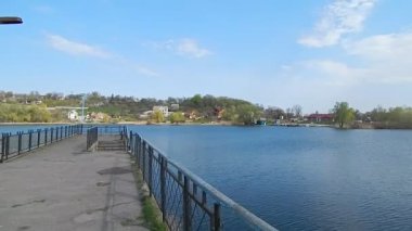 Rzhyshshiv, Ukrayna - 31 Temmuz 2017: Doğa ve sokaktaki insanlara