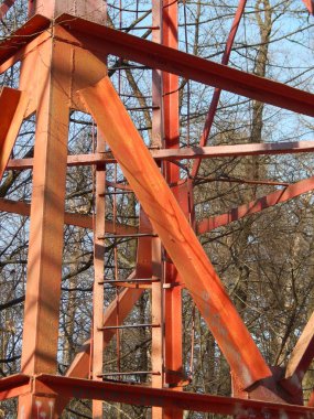 Metal kulenin yangın kulesinin tasarımı.