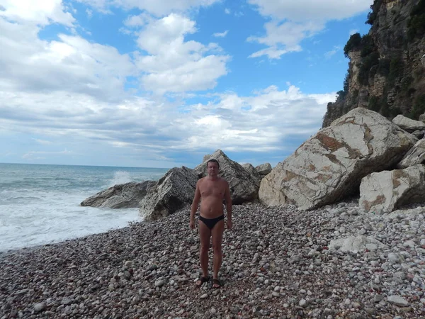 Petrovac, Karadağ - 29 Ağustos 2014. Oleg Prokopenko model