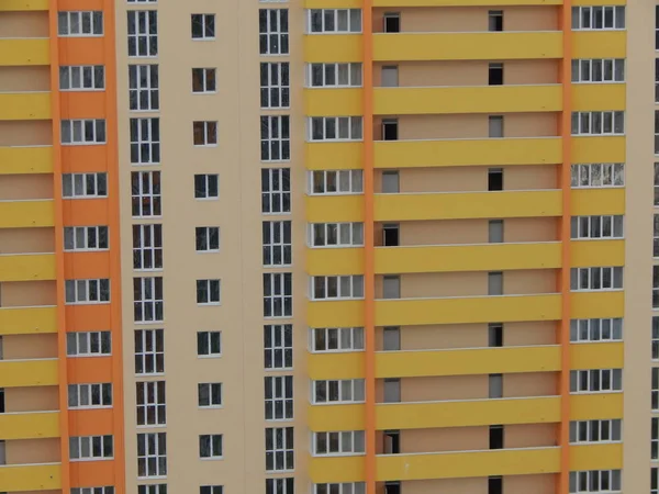 新しい住宅高層、複数のアパートの建物 — ストック写真