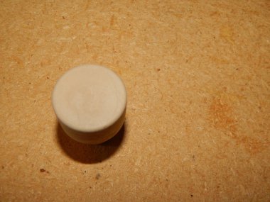 Ahşaptan şarap ve şampanya şişesi mantarları koleksiyonu