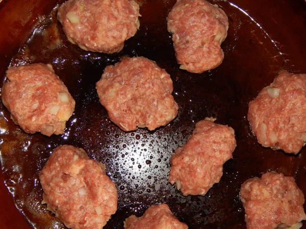 Cooking roast veal and pork cutlets — Stock Photo, Image