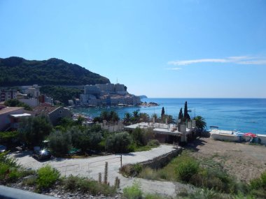 Highway, Karadağ - 28 Ağustos 2014: Simgesel Yapılar ve manzara o