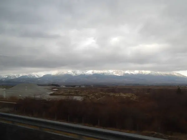 Highway E50, Slovakya - 2 Ocak 2012: Tarihi yerler ve peyzaj — Stok fotoğraf