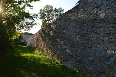 Antik bir kalenin mimarisi