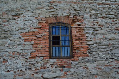 Antik bir kalenin mimarisi