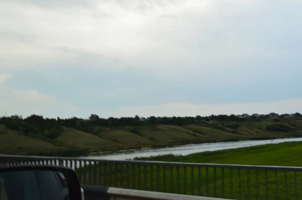 Blick aus dem Autofenster — Stockfoto