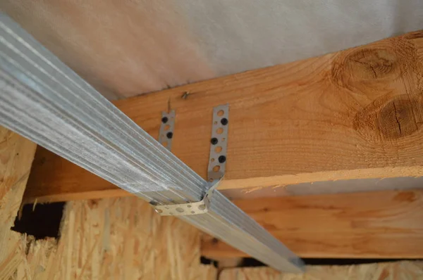 Installation of a metal profile for drywall — Stock Photo, Image