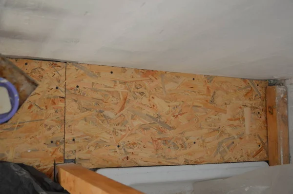 Laying chipboards in the interior of the house osb stove — Stock Photo, Image