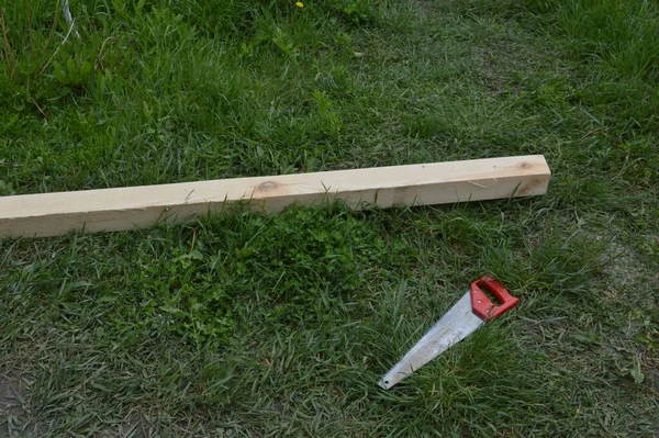 建設のための木材板と松の棒 — ストック写真