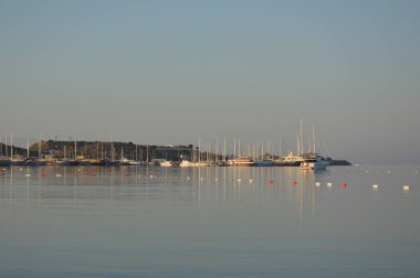 GUMBET, TURKISH - 02 Temmuz 2020 Bodrum plaj ve plaj panoraması