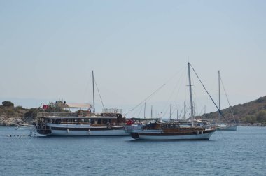BODRUM, TURKISH - 02 Temmuz 2020 Yat limanına park edildi
