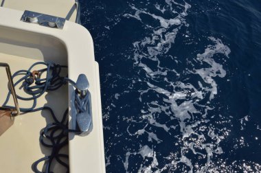 Yat güvertesi detayları ve elementlerin tasarımı