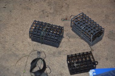 Balıkçı için çeşitli olta takımları