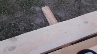 Mobilya ve inşaat için bir disk makinesi ile zımparalama