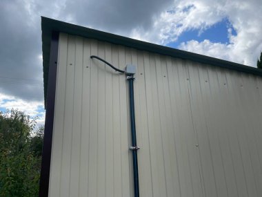 Bir ev içinde elektrik tesisatı kurulumu süreci