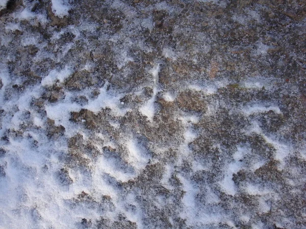 Estructura Industrial Hormigón Ladrillos Nieve Fugas Agua Derretida Fondo Tonos —  Fotos de Stock