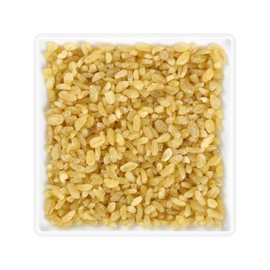 Bulgur buğday beyaz arka plan üzerinde kare kase