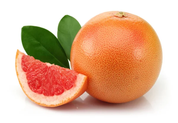 Grapefruit Szelet Elhagyja Elszigetelt Fehér Háttér — Stock Fotó