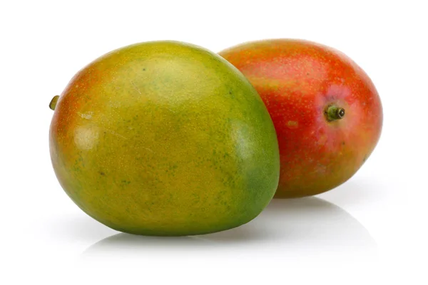 Ganze Mango Isoliert Auf Weißem Hintergrund — Stockfoto